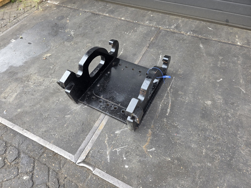 Kopplaat verachtert cw45s adaptor plate verachtert cw45s - Attache rapide pour Engins de chantier: photos 1 Kopplaat verachtert cw45s adaptor plate verachtert cw45s - Attache rapide pour Engins de chantier: photos 1