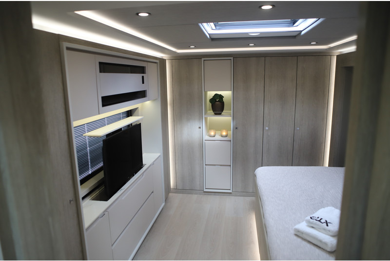 Camping-car Mercedes-Benz ACTROS 2651 6X2 STX CAMPER POP-OUT MOTORHOME: photos 8