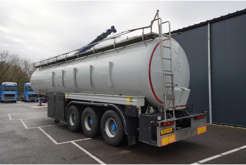 Dijkstra 3 AXLE TANK TRAILER 36 M3 - Semi-remorque citerne: photos 5 Dijkstra 3 AXLE TANK TRAILER 36 M3 - Semi-remorque citerne: photos 5