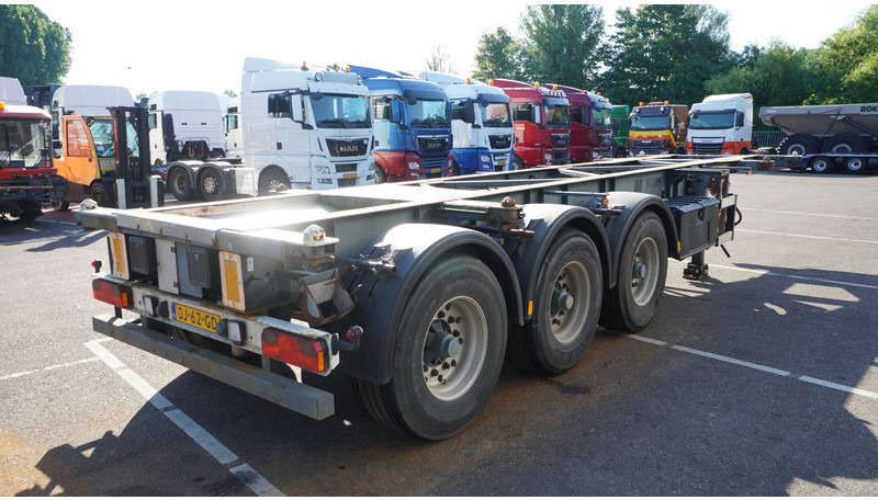 Groenewegen 3 AXLE CONTAINER TRANSPORT TRAILER - Semi-remorque porte-conteneur/ Caisse mobile: photos 4 Groenewegen 3 AXLE CONTAINER TRANSPORT TRAILER - Semi-remorque porte-conteneur/ Caisse mobile: photos 4