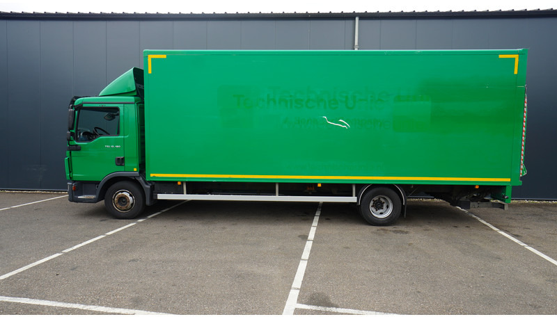 MAN TGL12.180 4X2 CLOSED BOX - Camion fourgon: photos 1 MAN TGL12.180 4X2 CLOSED BOX - Camion fourgon: photos 1