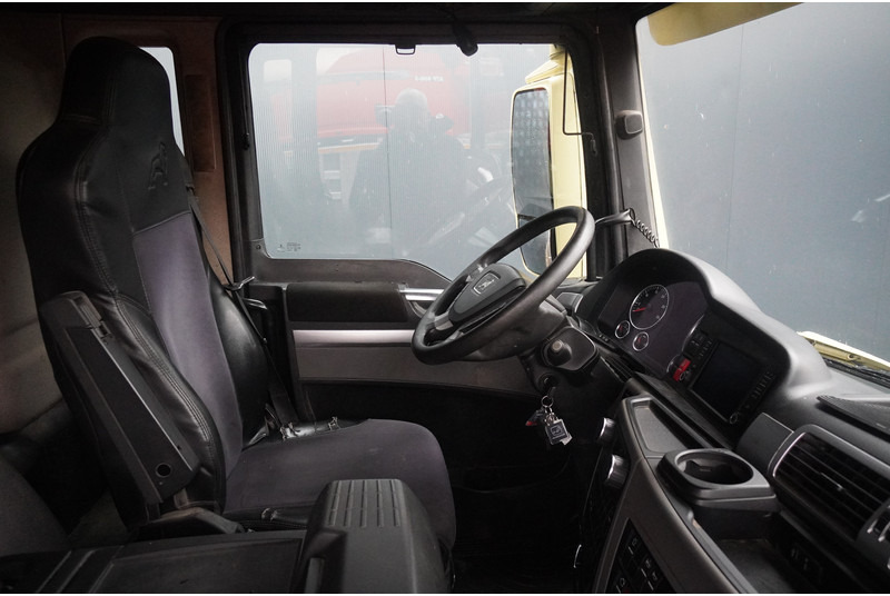 MAN TGS 35.500 8X4 TIPPER - Camion benne: photos 5 MAN TGS 35.500 8X4 TIPPER - Camion benne: photos 5