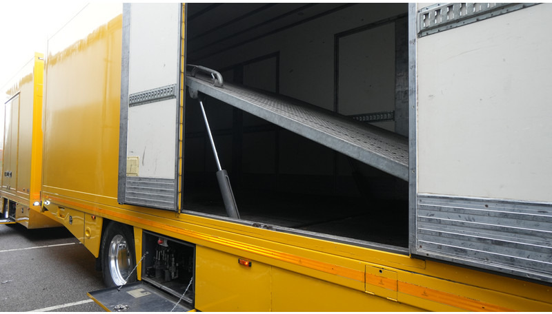 Mercedes-Benz ACTROS 1942 CAR TRANSPORTER COMBI WITH TIJHOF TRAILER - Camion porte-voitures: photos 5 Mercedes-Benz ACTROS 1942 CAR TRANSPORTER COMBI WITH TIJHOF TRAILER - Camion porte-voitures: photos 5