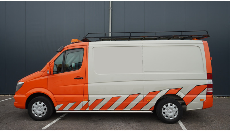 Mercedes-Benz Sprinter 309 CLOSED BOX - Fourgon grand volume: photos 1 Mercedes-Benz Sprinter 309 CLOSED BOX - Fourgon grand volume: photos 1