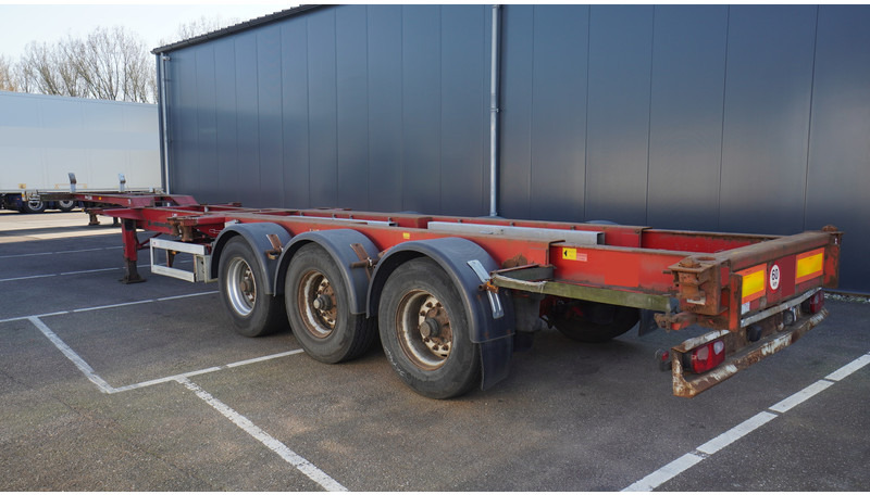 Renders 3 AXLE EXTENDABLE CONTAINER TRANSPORT TRAILER - Semi-remorque porte-conteneur/ Caisse mobile: photos 4 Renders 3 AXLE EXTENDABLE CONTAINER TRANSPORT TRAILER - Semi-remorque porte-conteneur/ Caisse mobile: photos 4