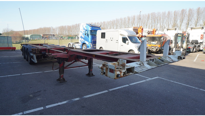Renders 3 AXLE EXTENDABLE CONTAINER TRANSPORT TRAILER - Semi-remorque porte-conteneur/ Caisse mobile: photos 3 Renders 3 AXLE EXTENDABLE CONTAINER TRANSPORT TRAILER - Semi-remorque porte-conteneur/ Caisse mobile: photos 3