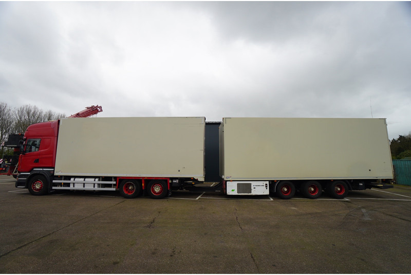 Scania R 580 V8 6X2 FRIGO RETARDER IN COMBI WITH BURG TRAILER - Camion frigorifique: photos 1 Scania R 580 V8 6X2 FRIGO RETARDER IN COMBI WITH BURG TRAILER - Camion frigorifique: photos 1