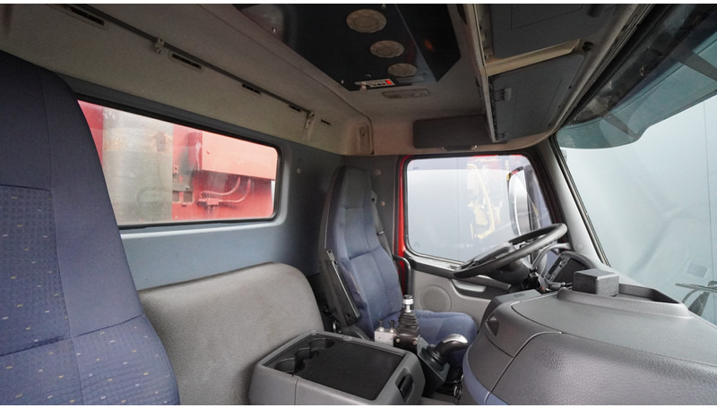 Terberg FM 2000/440 8X8 TIPPER 22.3 M3 647.000KM en crédit-bail Terberg FM 2000/440 8X8 TIPPER 22.3 M3 647.000KM: photos 6