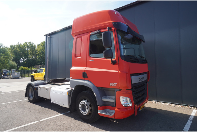 DAF CF 440 717.100KM - Tracteur routier: photos 4 DAF CF 440 717.100KM - Tracteur routier: photos 4