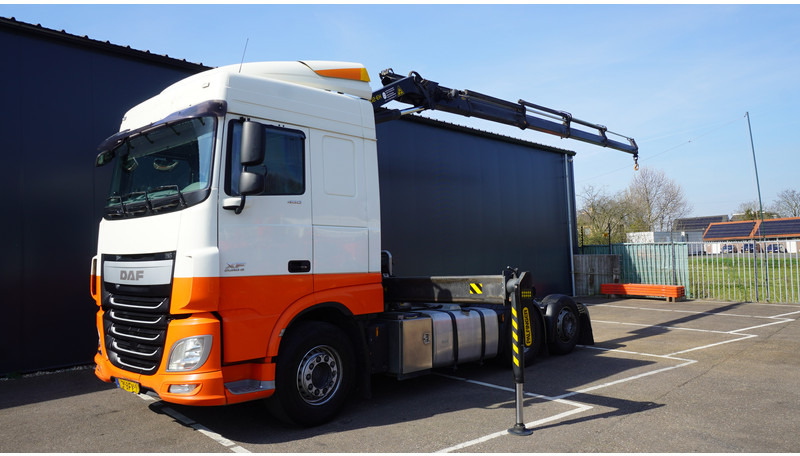 DAF XF 460 6X2 SC WITH PALFINGER PK 18002 EH CRANE - Tracteur routier: photos 2 DAF XF 460 6X2 SC WITH PALFINGER PK 18002 EH CRANE - Tracteur routier: photos 2