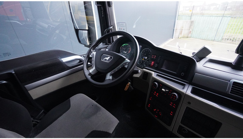 MAN TGX 18.500 XXL MEGA 779.000KM - Tracteur routier: photos 5 MAN TGX 18.500 XXL MEGA 779.000KM - Tracteur routier: photos 5
