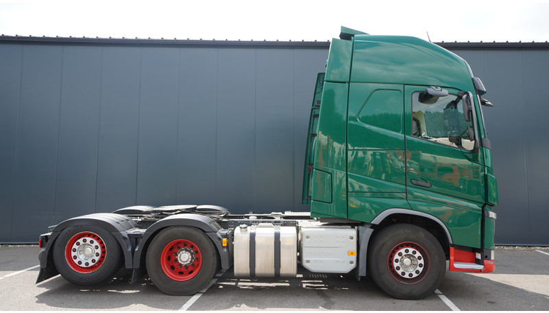 Volvo FH 500 6X2 EURO 6 GLOBETROTTER - Tracteur routier: photos 2 Volvo FH 500 6X2 EURO 6 GLOBETROTTER - Tracteur routier: photos 2