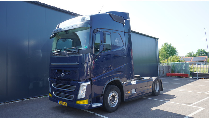 Volvo FH460 EURO 6 GLOBETROTTER 833.000KM - Tracteur routier: photos 3 Volvo FH460 EURO 6 GLOBETROTTER 833.000KM - Tracteur routier: photos 3