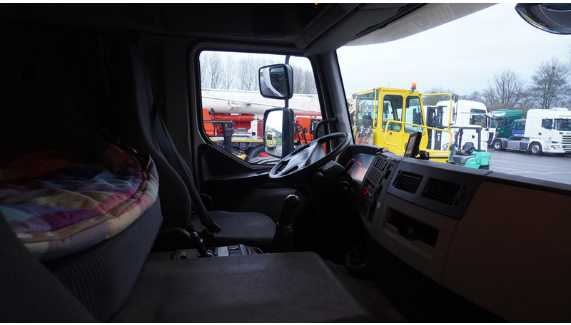 Camion fourgon Volvo FE 280 CLOSED BOX 354.000KM MANUAL GEARBOX: photos 6