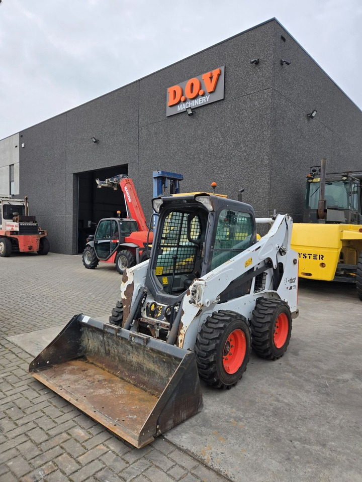 Bobcat S570 - Chargeuse sur pneus: photos 3 Bobcat S570 - Chargeuse sur pneus: photos 3