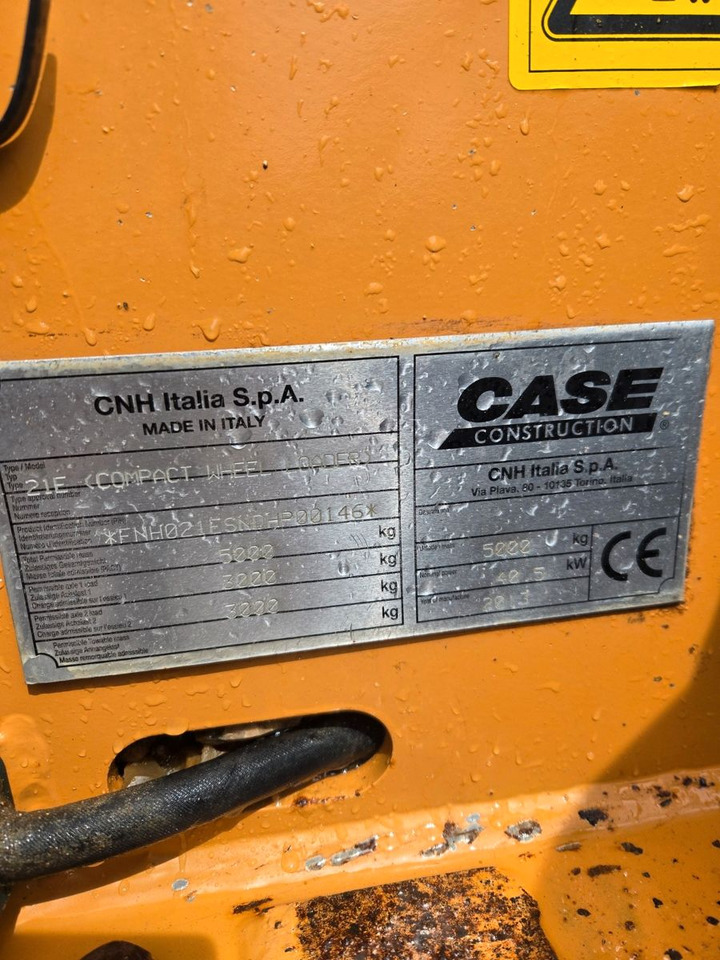 Case 21E - Chargeuse sur pneus: photos 2 Case 21E - Chargeuse sur pneus: photos 2