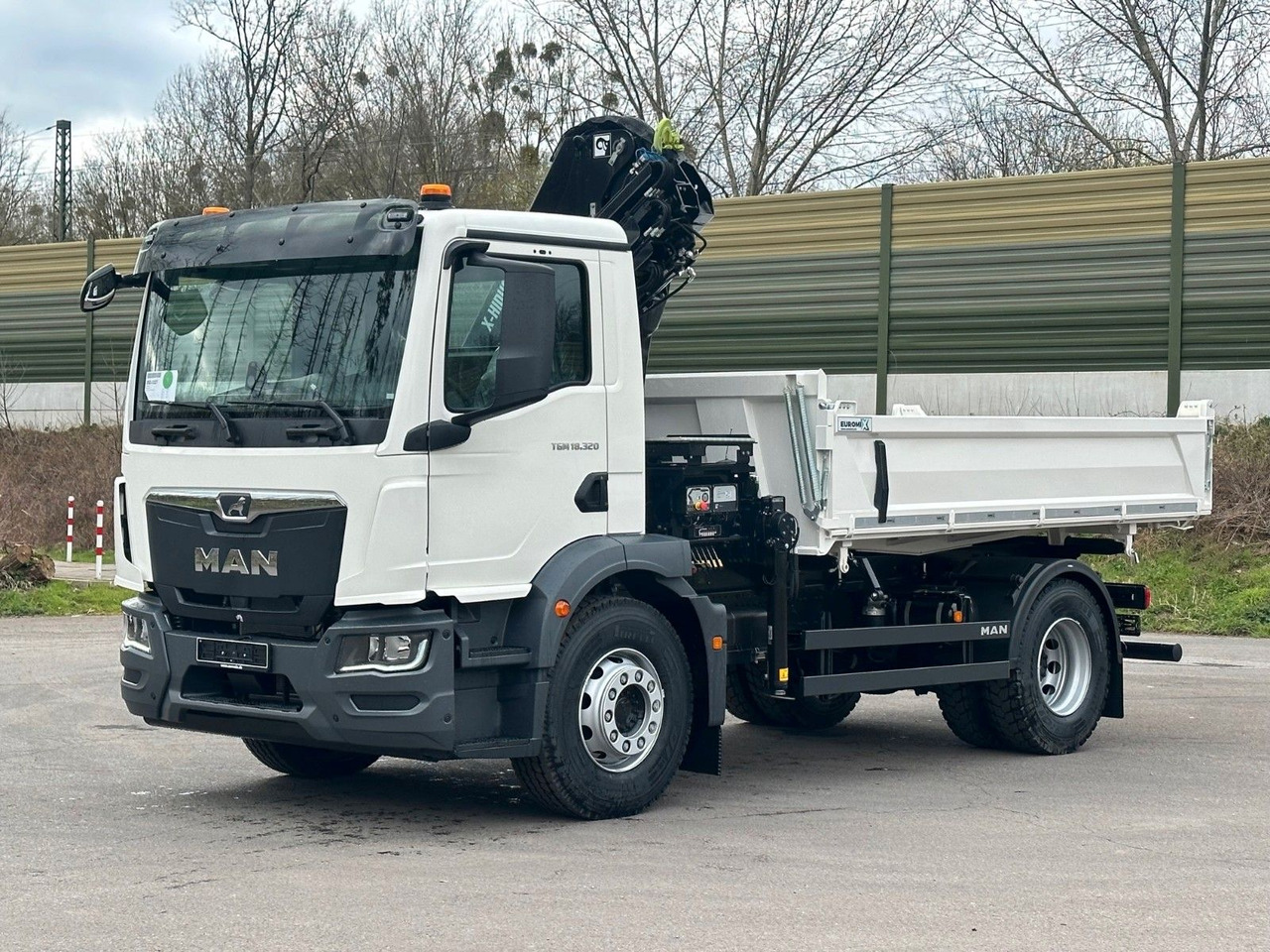 MAN TGM 18.320 4x2 Euro6e Hiab X-HiDuo 138DS-3 - Camion benne, Camion grue: photos 4 MAN TGM 18.320 4x2 Euro6e Hiab X-HiDuo 138DS-3 - Camion benne, Camion grue: photos 4