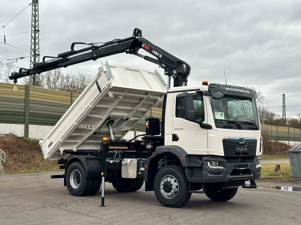 MAN TGM 18.320 4x4 Euro6e Hiab X-HiDuo 138DS-3 - Camion benne, Camion grue: photos 1 MAN TGM 18.320 4x4 Euro6e Hiab X-HiDuo 138DS-3 - Camion benne, Camion grue: photos 1