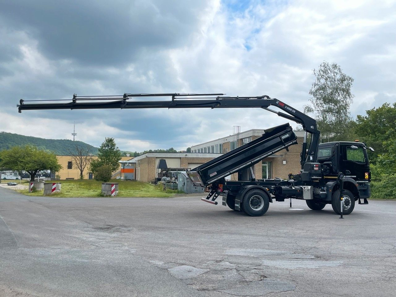 MAN TGM 18.320 4x4 Euro6e Hiab X Hiduo 228-4 - Camion benne, Camion grue: photos 2 MAN TGM 18.320 4x4 Euro6e Hiab X Hiduo 228-4 - Camion benne, Camion grue: photos 2
