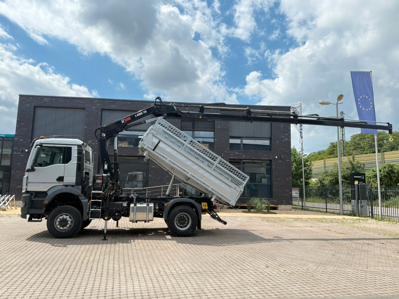 MAN TGS 18.400 TG3 4x4 Euro6e Hiab X-HiDuo 138DS-4 - Camion benne, Camion grue: photos 3 MAN TGS 18.400 TG3 4x4 Euro6e Hiab X-HiDuo 138DS-4 - Camion benne, Camion grue: photos 3
