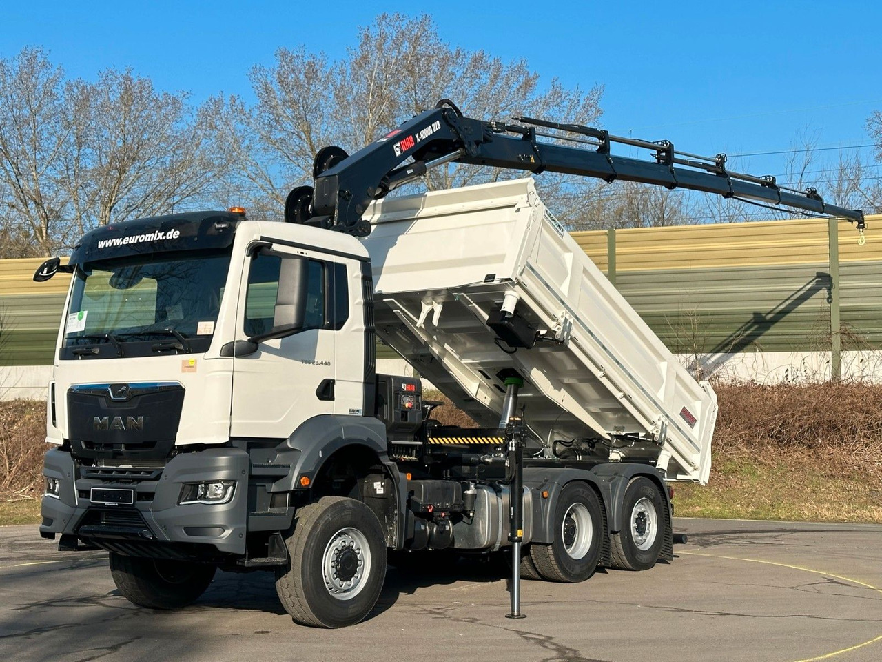 MAN TGS 28.440 6x4-4/3-Seiten- Kipper / Hiab 228-6 - Camion benne, Camion grue: photos 1 MAN TGS 28.440 6x4-4/3-Seiten- Kipper / Hiab 228-6 - Camion benne, Camion grue: photos 1