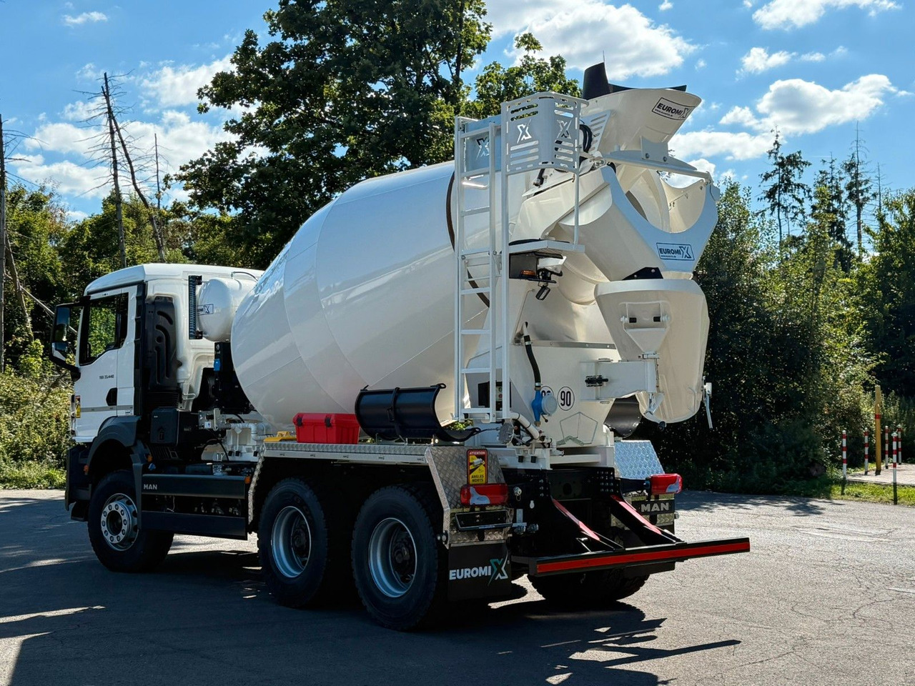 MAN TGS 33.440 / 6X4 Euro6e Euromix MTP EM 7 L - Camion malaxeur: photos 4 MAN TGS 33.440 / 6X4 Euro6e Euromix MTP EM 7 L - Camion malaxeur: photos 4