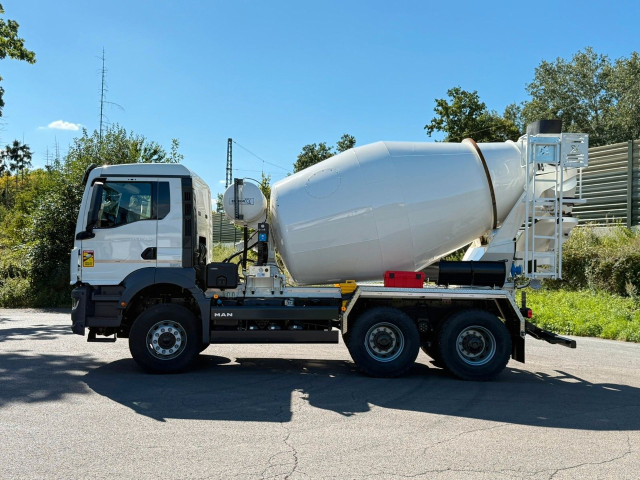 MAN TGS 33.440 / 6X4 Euro6e Euromix MTP EM 7 L - Camion malaxeur: photos 3 MAN TGS 33.440 / 6X4 Euro6e Euromix MTP EM 7 L - Camion malaxeur: photos 3