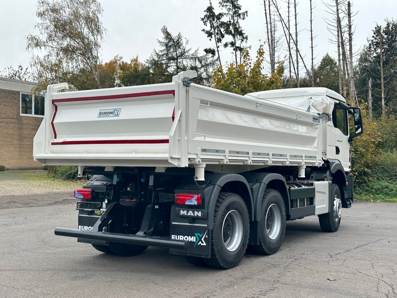 MAN TGS 33.440 6x4 /Euro6 3-Seiten-Kipper EuromixMTP - Camion benne: photos 5 MAN TGS 33.440 6x4 /Euro6 3-Seiten-Kipper EuromixMTP - Camion benne: photos 5