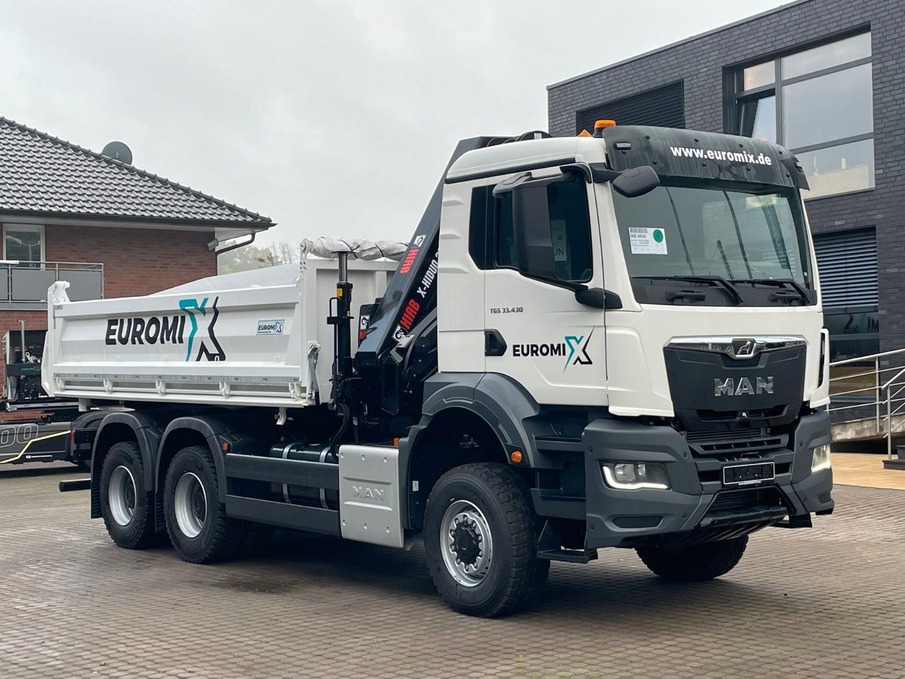 MAN TGS 33.440 6x6 /3-Seiten- Kipper / HIAB 228-6 - Camion benne, Camion grue: photos 4 MAN TGS 33.440 6x6 /3-Seiten- Kipper / HIAB 228-6 - Camion benne, Camion grue: photos 4