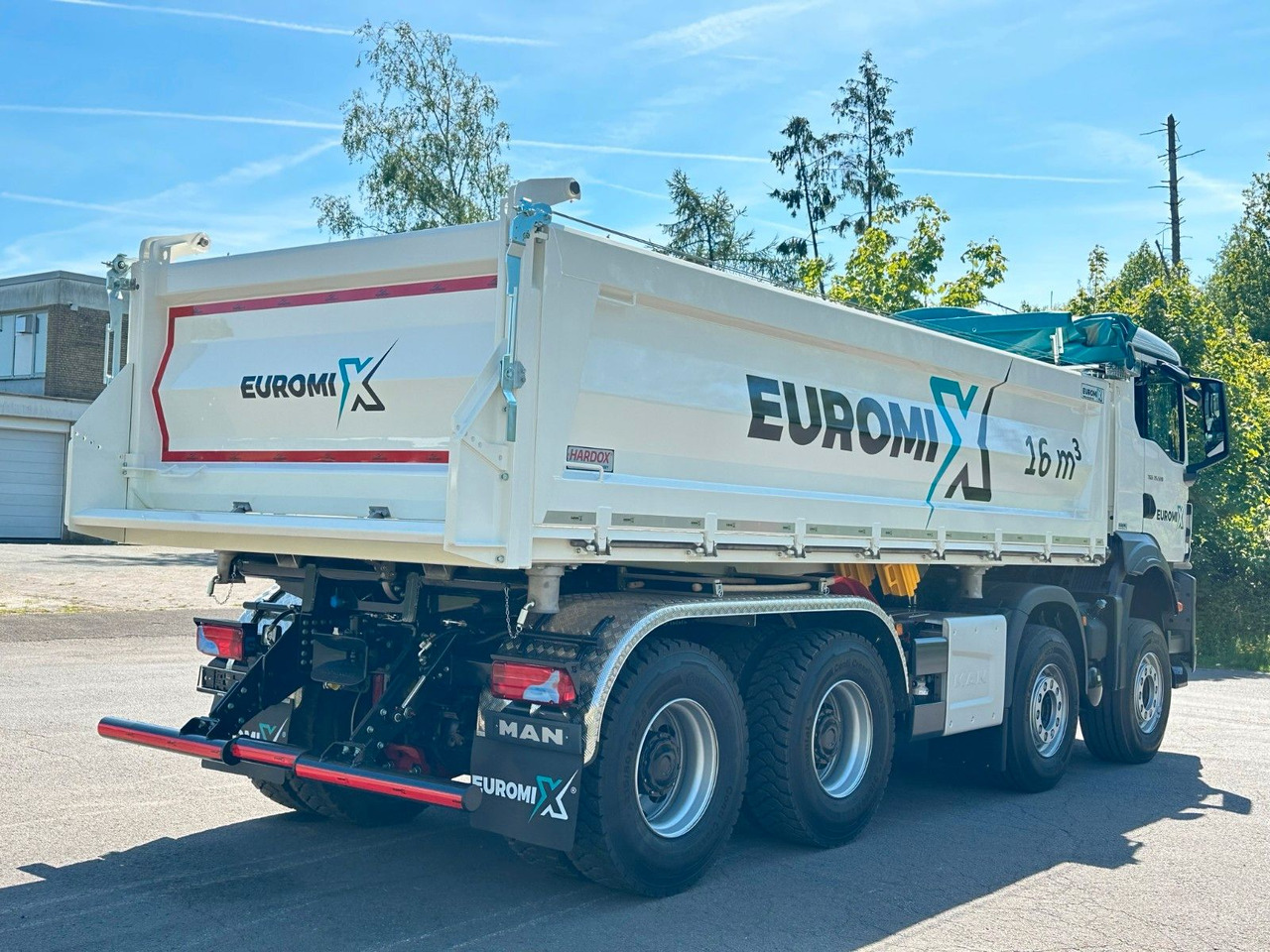 MAN TGS 35.520 8x4 EuromixMTP 3-Seiten-Kipper - Camion benne: photos 4 MAN TGS 35.520 8x4 EuromixMTP 3-Seiten-Kipper - Camion benne: photos 4