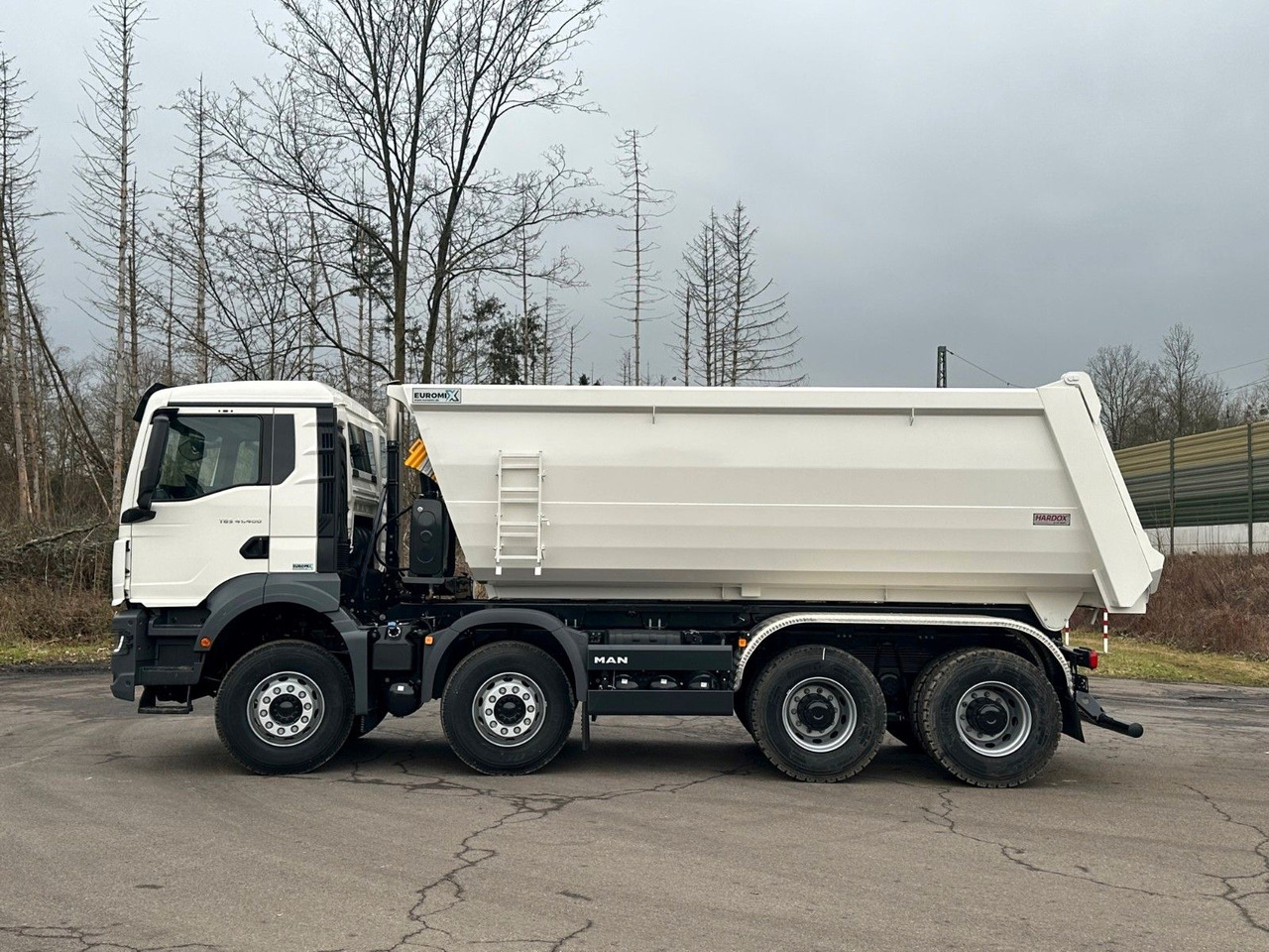 MAN TGS 41.400 8x4 / EUROMIX MTP 20m³/ EURO 5 - Camion benne: photos 3 MAN TGS 41.400 8x4 / EUROMIX MTP 20m³/ EURO 5 - Camion benne: photos 3