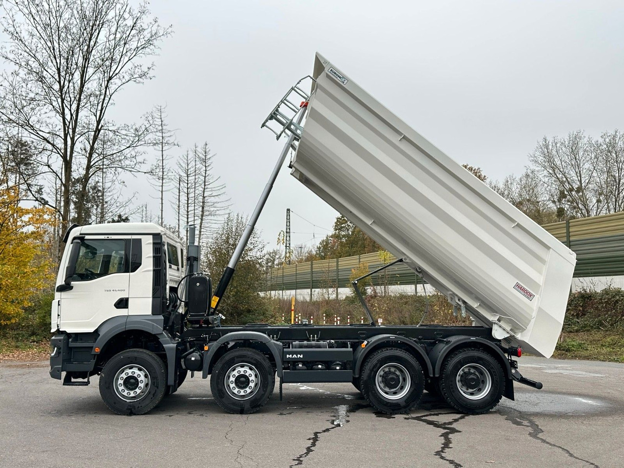 MAN TGS 41.400 8x4 /  EUROMIX MTP 20m³/ EURO2 Kipper en crédit-bail MAN TGS 41.400 8x4 /  EUROMIX MTP 20m³/ EURO2 Kipper: photos 10