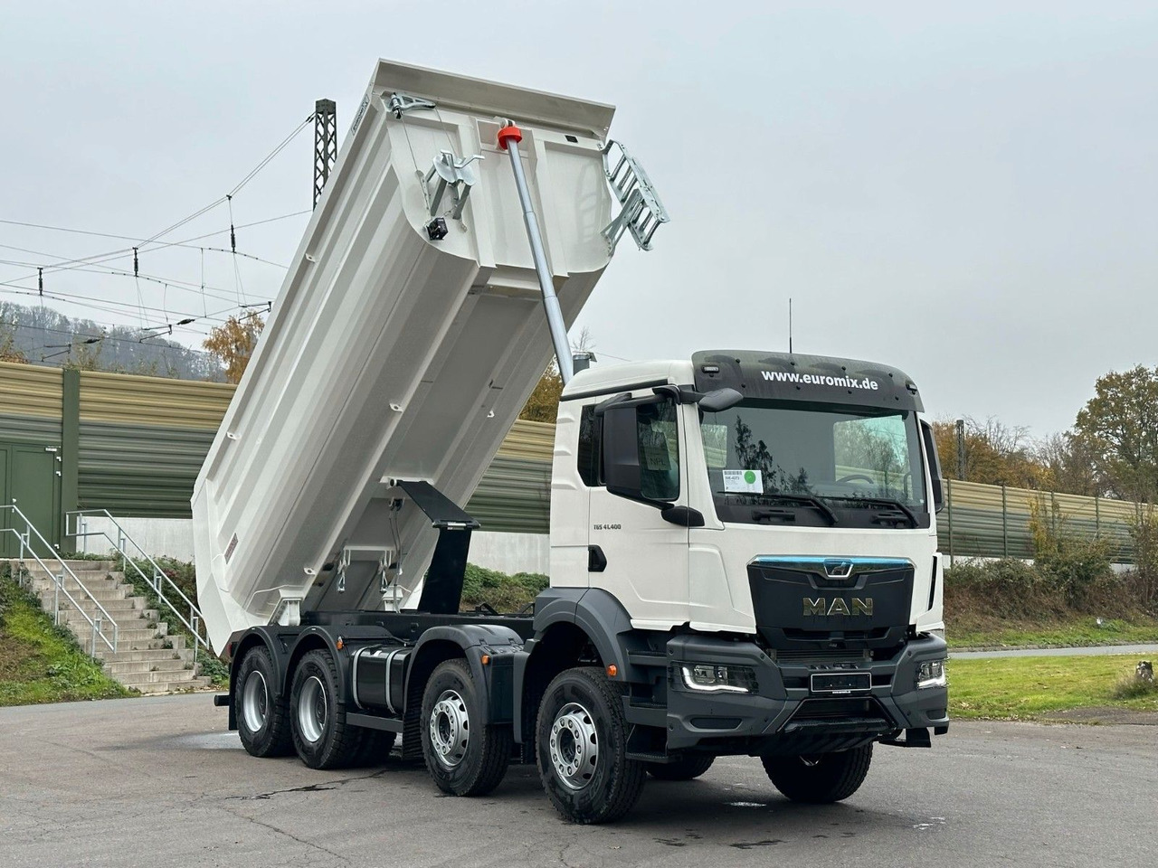 MAN TGS 41.400 8x4 /  EUROMIX MTP 20m³/ EURO2 Kipper en crédit-bail MAN TGS 41.400 8x4 /  EUROMIX MTP 20m³/ EURO2 Kipper: photos 15