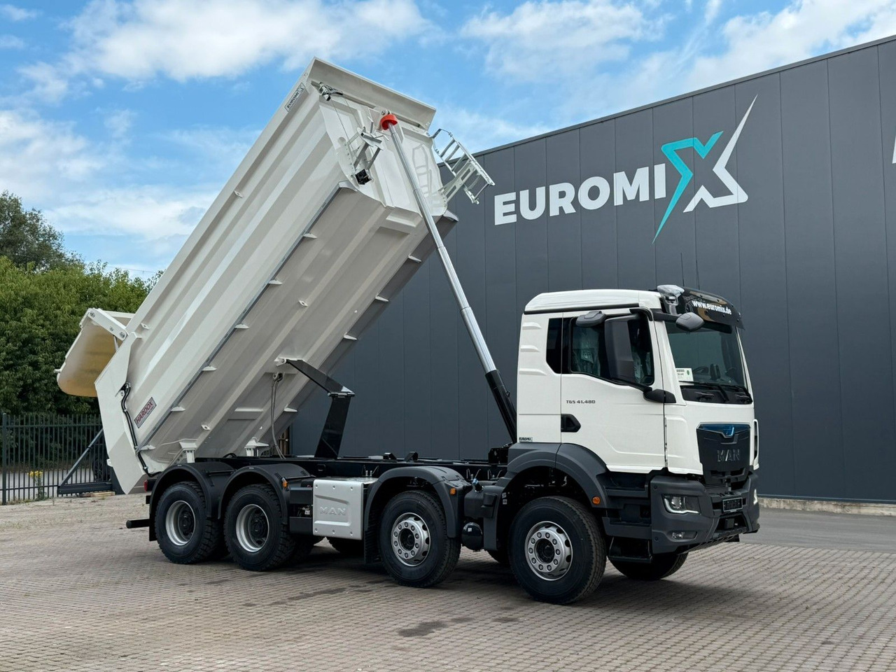 MAN TGS 41.480 BB 8X4 Euromix Mulden Kipper HARDOX - Camion benne: photos 1 MAN TGS 41.480 BB 8X4 Euromix Mulden Kipper HARDOX - Camion benne: photos 1