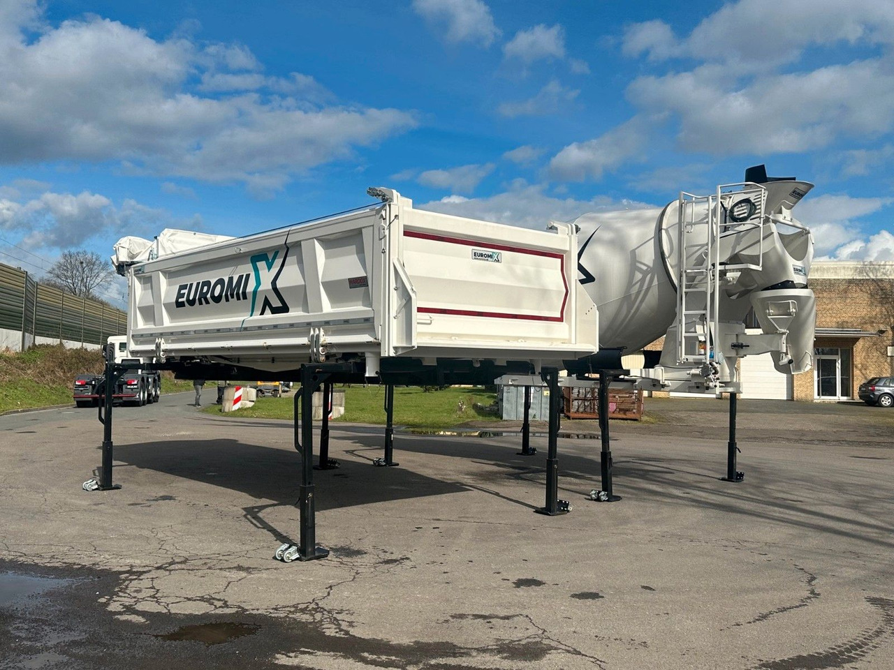 Mercedes-Benz EuromixMTP 3-Seiten-Kipper Aufbauten Mercedes-Benz EuromixMTP 3-Seiten-Kipper Aufbauten - Camion benne: photos 2 Mercedes-Benz EuromixMTP 3-Seiten-Kipper Aufbauten Mercedes-Benz EuromixMTP 3-Seiten-Kipper Aufbauten - Camion benne: photos 2