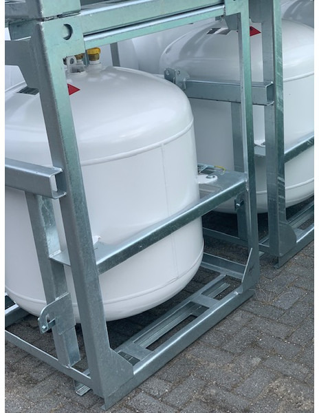 De Visser gastank New  ADR LPG tank 760ltr Full Frame LPG, Gas, Gaz, Gastank Available in different RAL colours on request Gastank - Réservoir de carburant pour Camion: photos 3 De Visser gastank New  ADR LPG tank 760ltr Full Frame LPG, Gas, Gaz, Gastank Available in different RAL colours on request Gastank - Réservoir de carburant pour Camion: photos 3