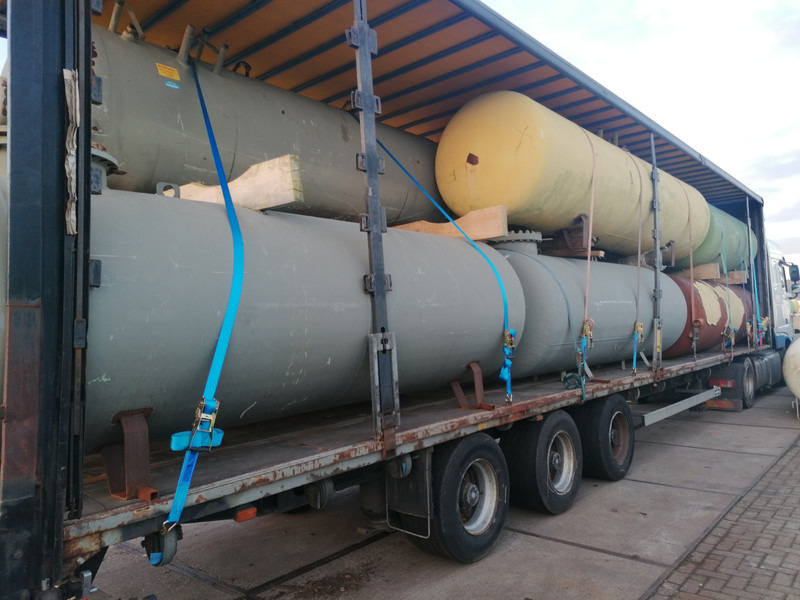 LPG GASTANK 4850 LITER underground - Réservoir de carburant pour Camion: photos 5 LPG GASTANK 4850 LITER underground - Réservoir de carburant pour Camion: photos 5