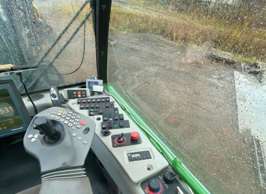 Abatteuse John Deere 1070 D: photos 6