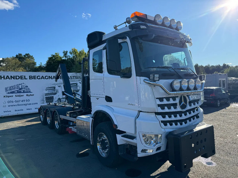 Mercedes-Benz Arocs 3251 8x4*4, JOAB Hook-lift + Plow-equipped, 2017 - Camion: photos 1 Mercedes-Benz Arocs 3251 8x4*4, JOAB Hook-lift + Plow-equipped, 2017 - Camion: photos 1