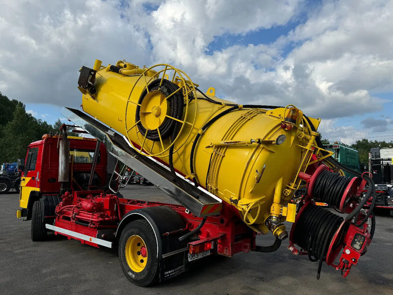 Volvo FL 10.320 4x2, Tipper 12m3 Sludge & Flushing Truck, with remote control, YM: 1990 - Camion hydrocureur: photos 4 Volvo FL 10.320 4x2, Tipper 12m3 Sludge & Flushing Truck, with remote control, YM: 1990 - Camion hydrocureur: photos 4