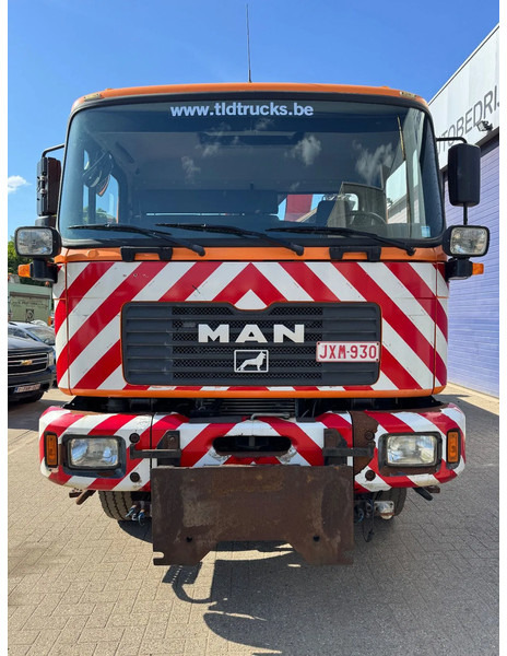 MAN ME18.250 **4x4-TIPPER+PALFINGER PK8500-BELGIAN TRUCK** - Camion benne, Camion grue: photos 2 MAN ME18.250 **4x4-TIPPER+PALFINGER PK8500-BELGIAN TRUCK** - Camion benne, Camion grue: photos 2