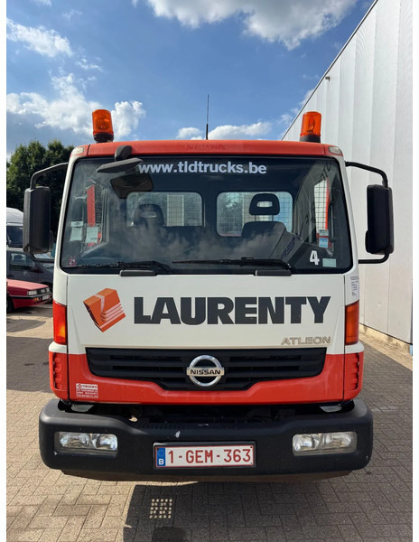 Nissan ATLEON **80.14-MACHINERY/CARTRANSPORTER - Camion porte-voitures: photos 2 Nissan ATLEON **80.14-MACHINERY/CARTRANSPORTER - Camion porte-voitures: photos 2