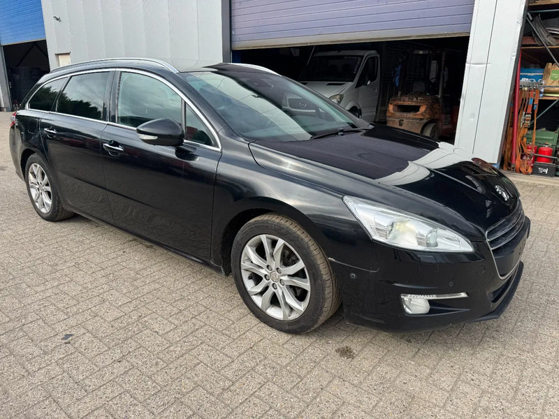 Peugeot 508 **2.0HDI-100Kw** - Voiture: photos 3 Peugeot 508 **2.0HDI-100Kw** - Voiture: photos 3