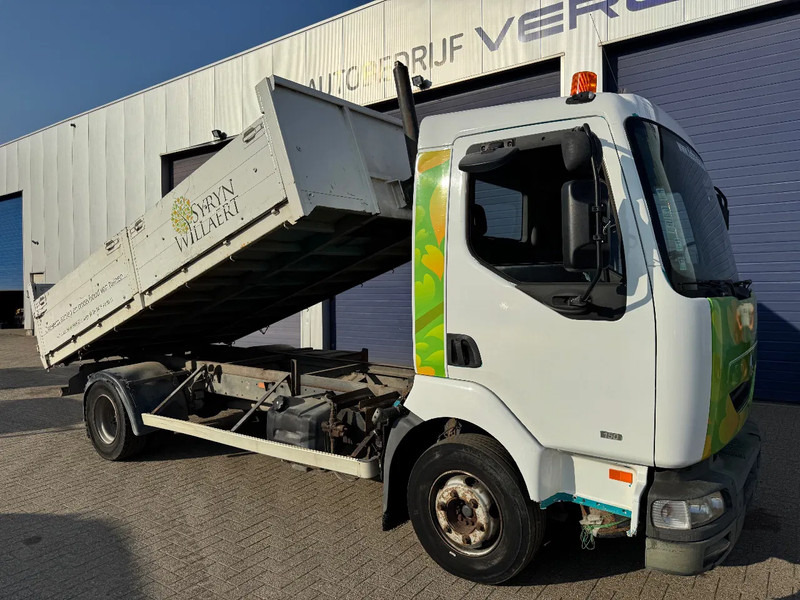 Renault Midlum 150 **BELGIAN TRUCK-MANUAL PUMP-CAMION BELGE** - Camion benne: photos 2 Renault Midlum 150 **BELGIAN TRUCK-MANUAL PUMP-CAMION BELGE** - Camion benne: photos 2