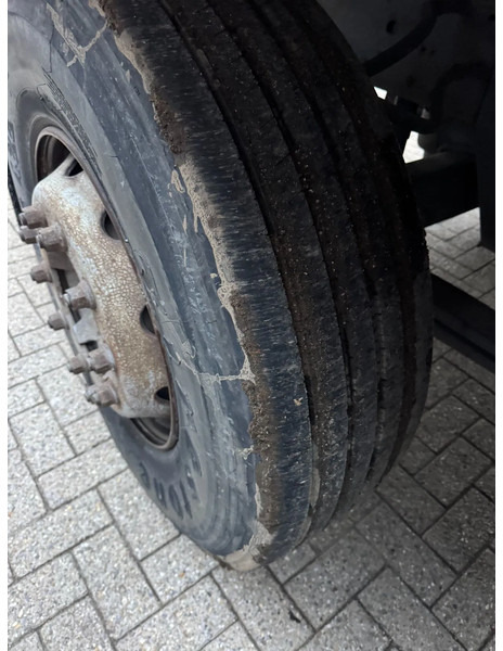 Scania R143-450 V8 **FRENCH TRUCK-TOPSHAPE** - Camion frigorifique: photos 4 Scania R143-450 V8 **FRENCH TRUCK-TOPSHAPE** - Camion frigorifique: photos 4