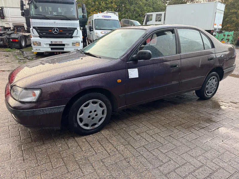 Toyota Carina E **2.0 PETROL-ESSENCE** - Berline: photos 3 Toyota Carina E **2.0 PETROL-ESSENCE** - Berline: photos 3