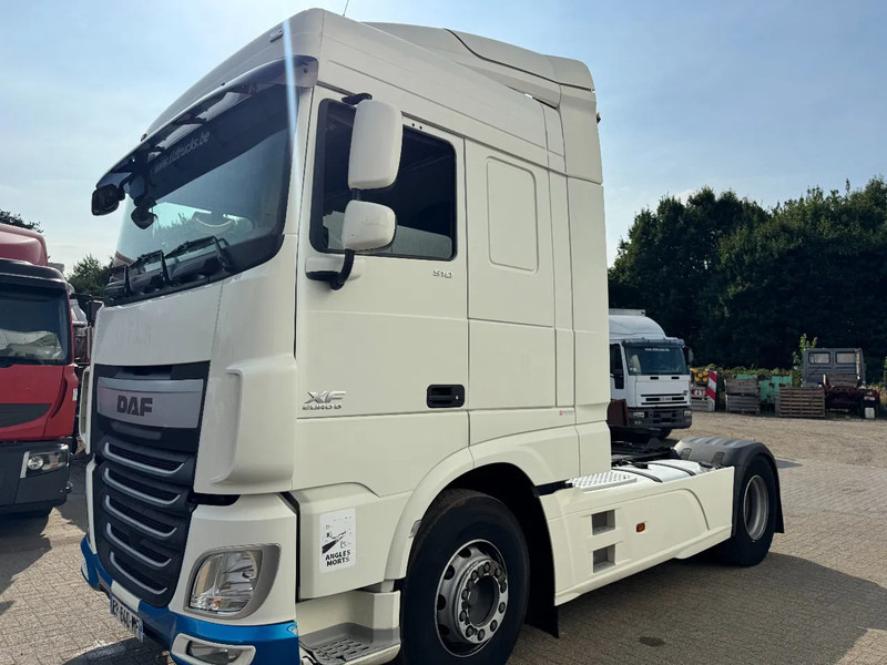 DAF XF 510 **EURO 6-CLEAN TRUCK** - Tracteur routier: photos 1 DAF XF 510 **EURO 6-CLEAN TRUCK** - Tracteur routier: photos 1
