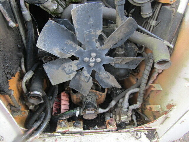 CASE 60XT SKID STEER 4BT CUMMINS (PARTS) - Mini chargeuse: photos 4 CASE 60XT SKID STEER 4BT CUMMINS (PARTS) - Mini chargeuse: photos 4