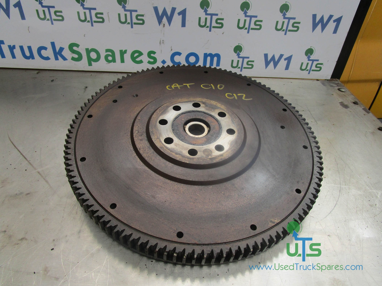 CAT C10 / C12 FLYWHEEL - Volant moteur pour Camion: photos 1 CAT C10 / C12 FLYWHEEL - Volant moteur pour Camion: photos 1