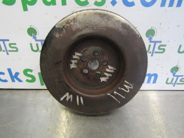 CUMMINS M11 CRANKSHAFT DAMPER P/NO 3161942 - Moteur et pièces pour Camion: photos 1 CUMMINS M11 CRANKSHAFT DAMPER P/NO 3161942 - Moteur et pièces pour Camion: photos 1